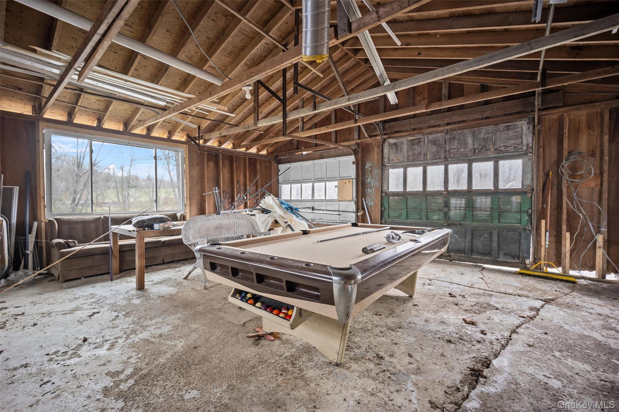 16 Titus Road, Poughkeepsie, NY 12603