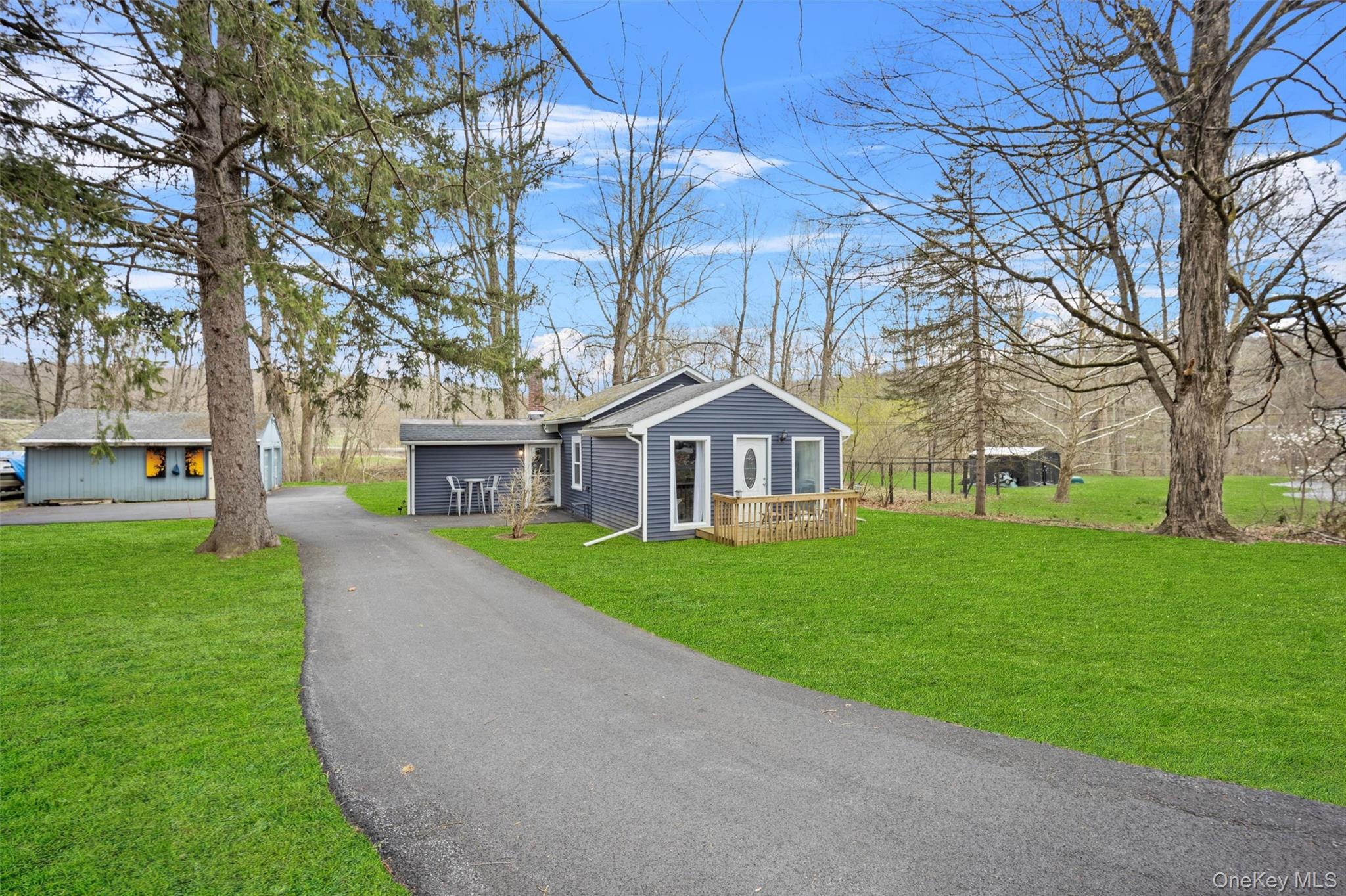 16 Titus Road, Poughkeepsie, NY 12603