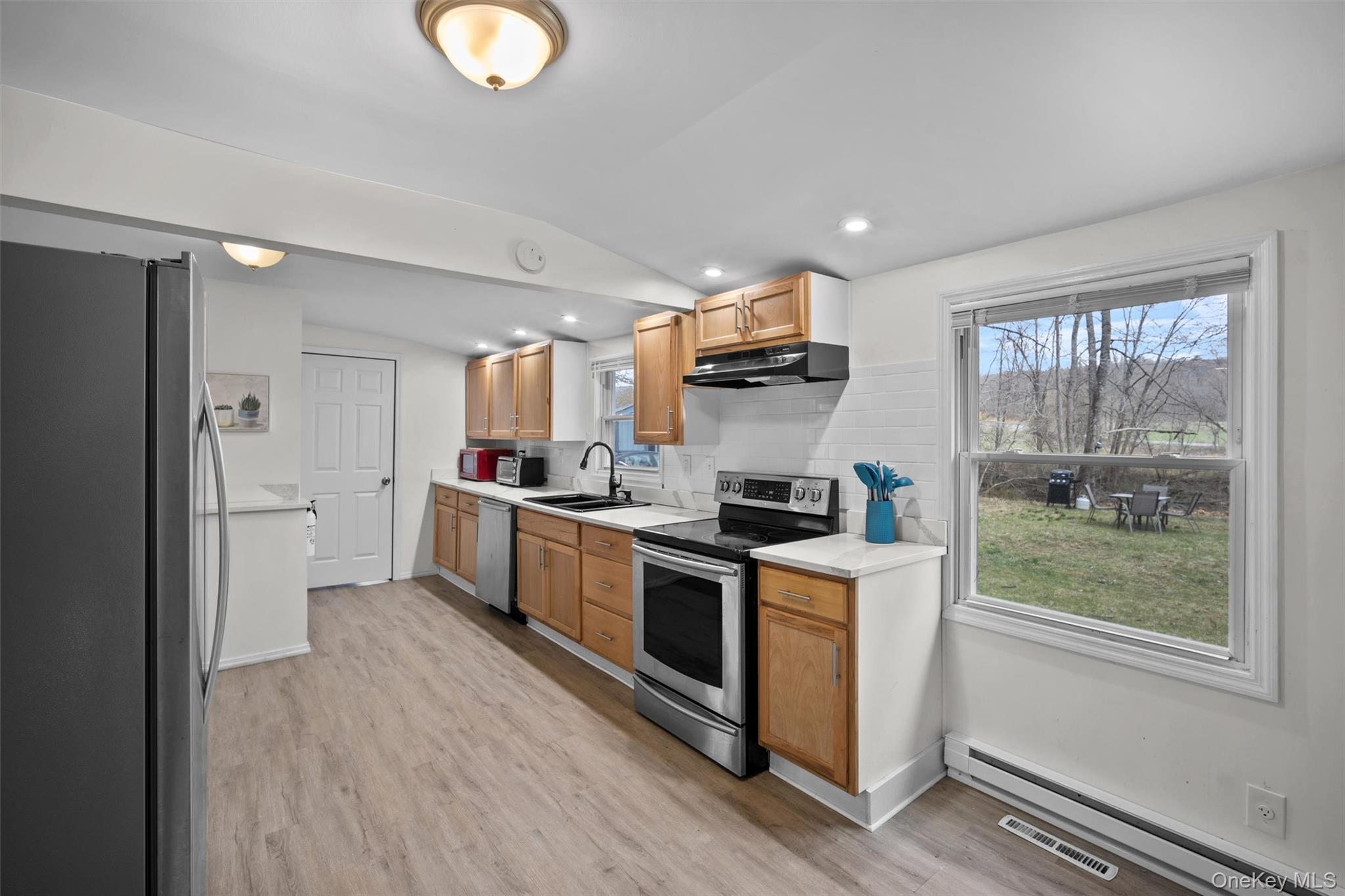 16 Titus Road, Poughkeepsie, NY 12603