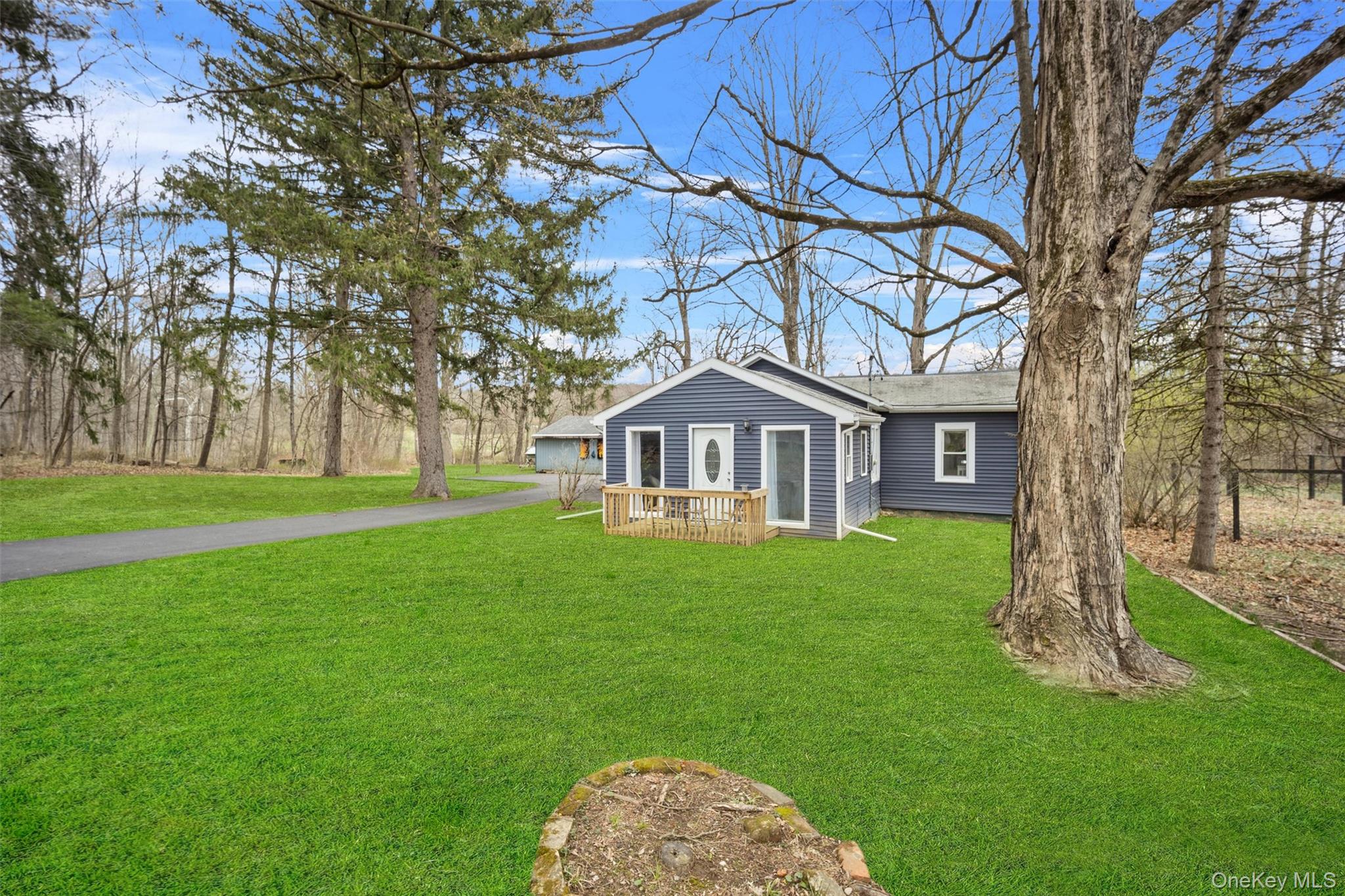 16 Titus Road, Poughkeepsie, NY 12603