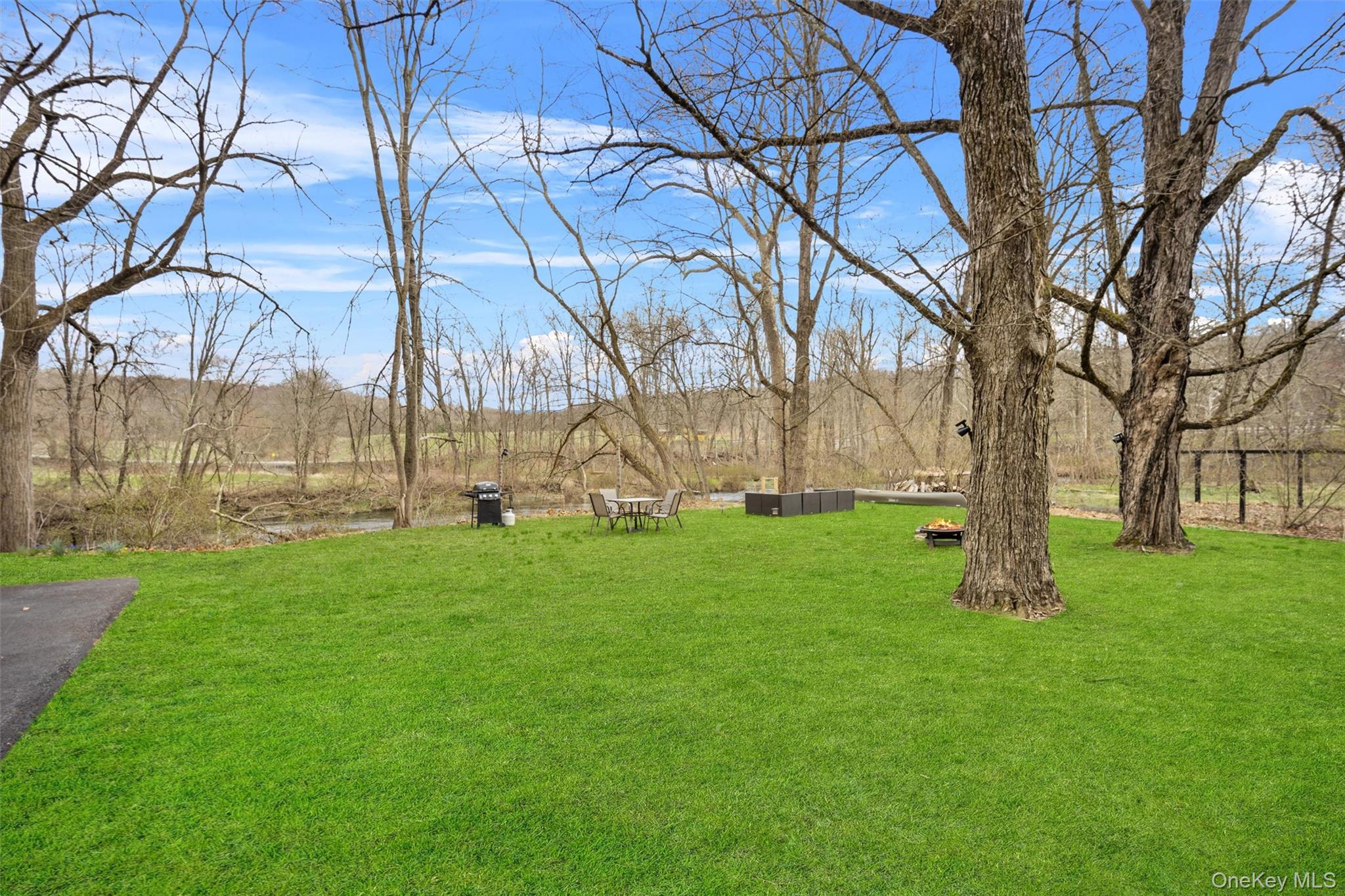 16 Titus Road, Poughkeepsie, NY 12603