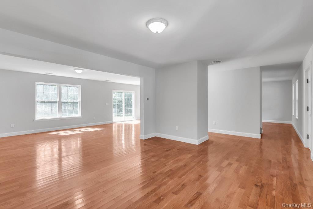 113 CURRANS Road, Middle Island, NY 11953