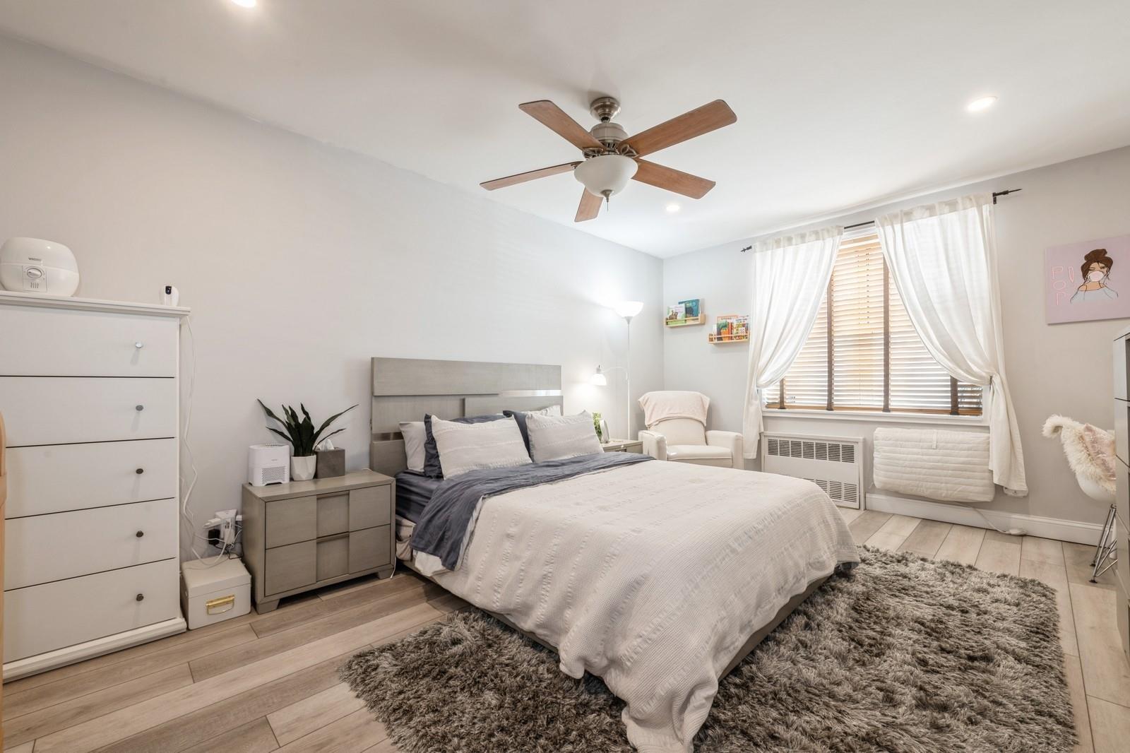 700 Shore Road # 2Z, Long Beach, NY 11561