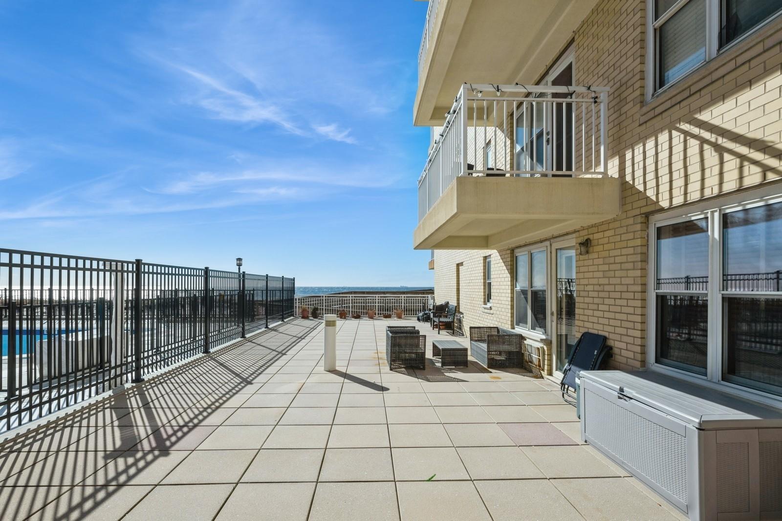 700 Shore Road # 2Z, Long Beach, NY 11561