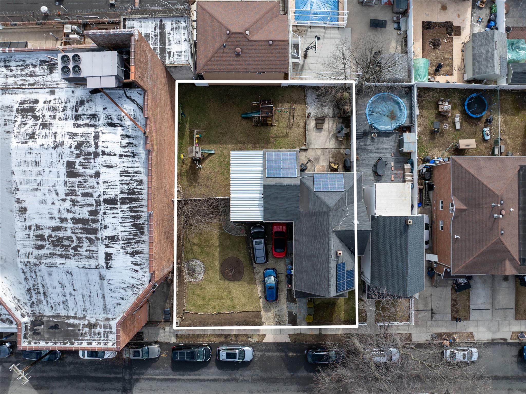 20 8, Staten Island, NY 10306
