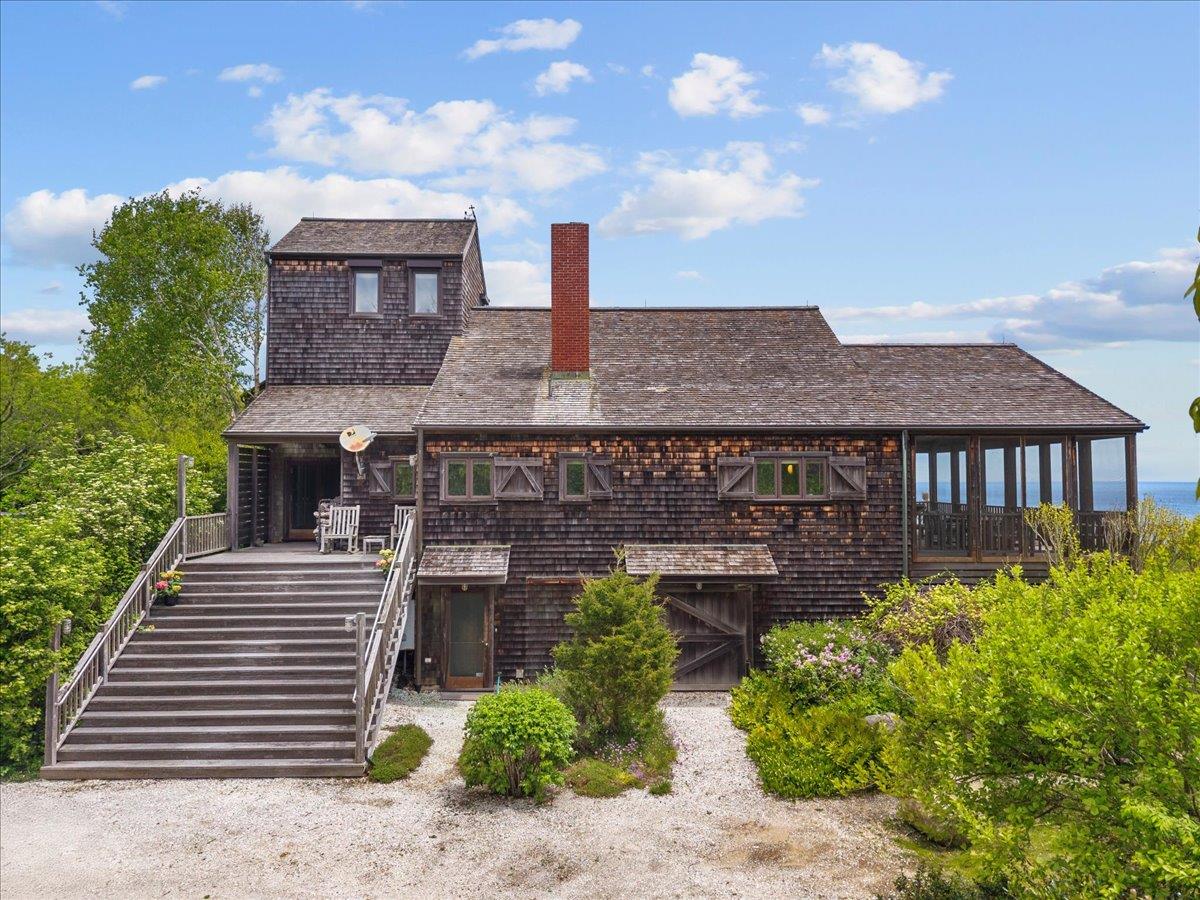 1635 Isabella Beach Road, Fishers Island, NY 06390