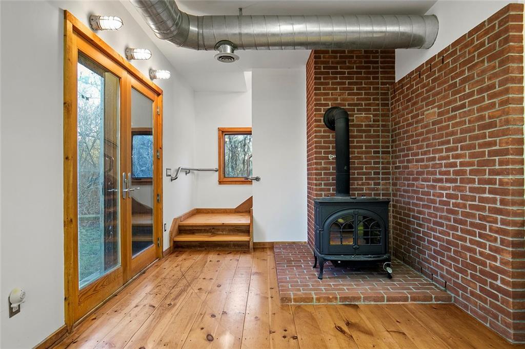 1635 Isabella Beach Road, Fishers Island, NY 06390