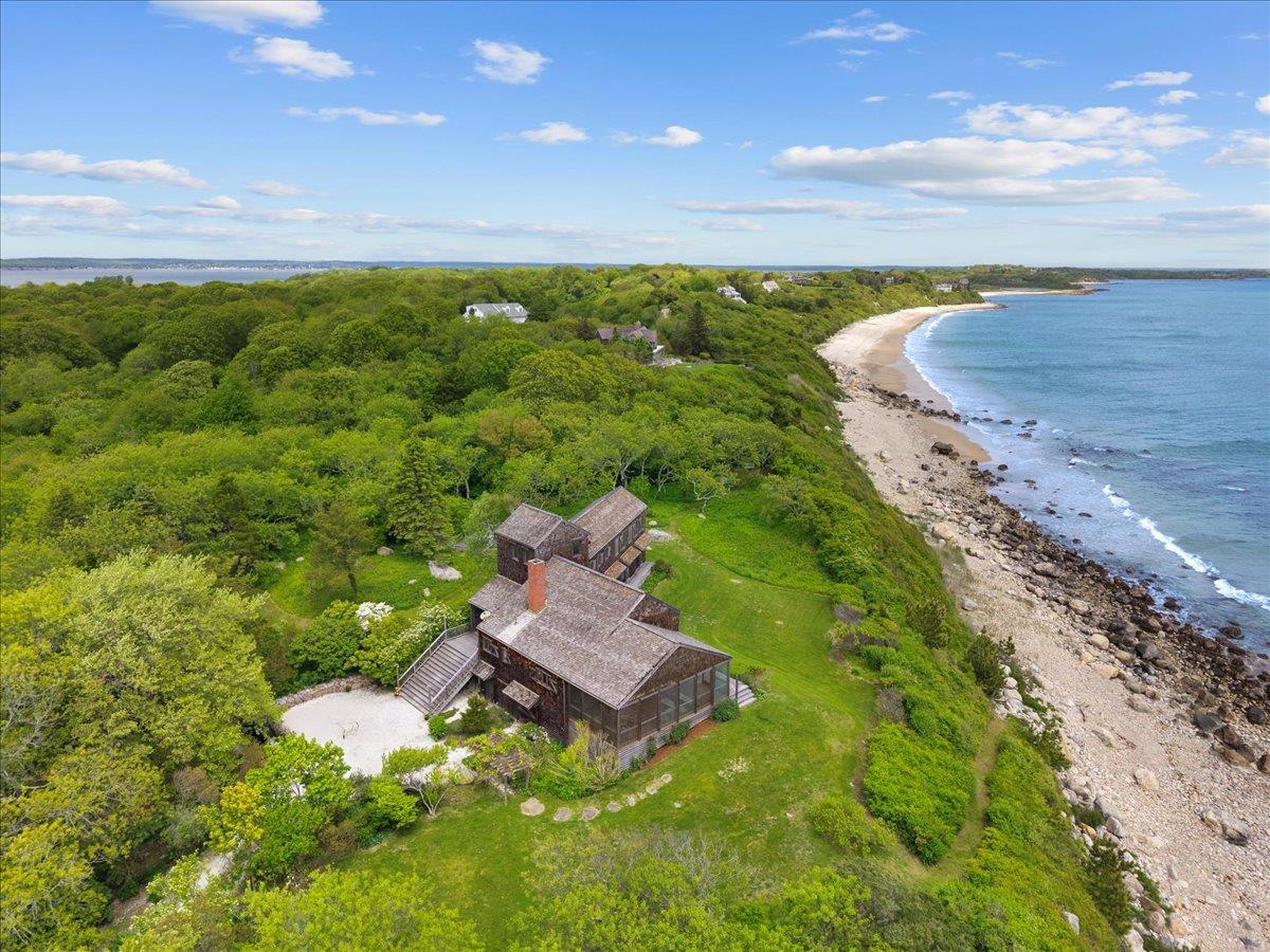 1635 Isabella Beach Road, Fishers Island, NY 06390
