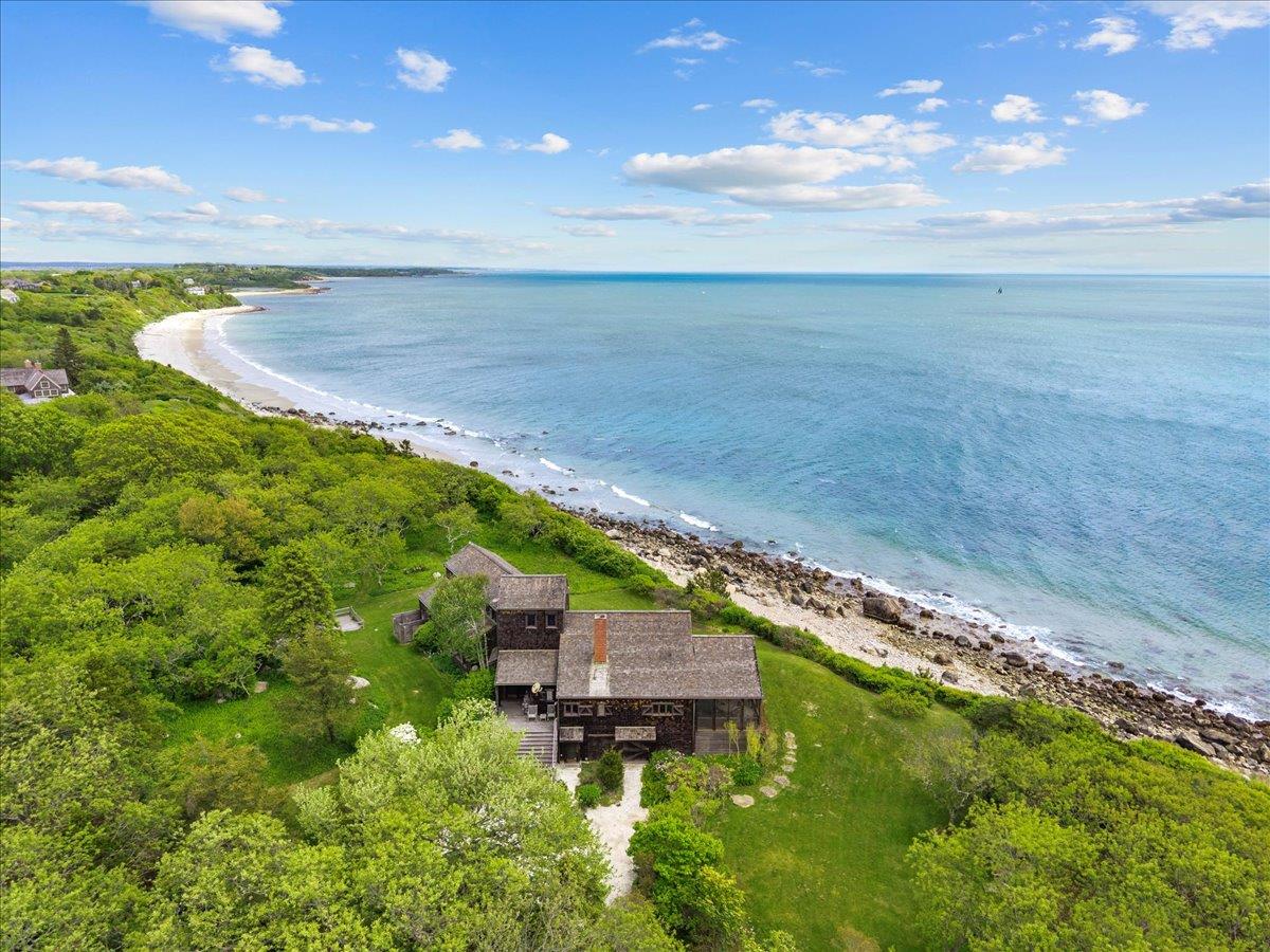 1635 Isabella Beach Road, Fishers Island, NY 06390