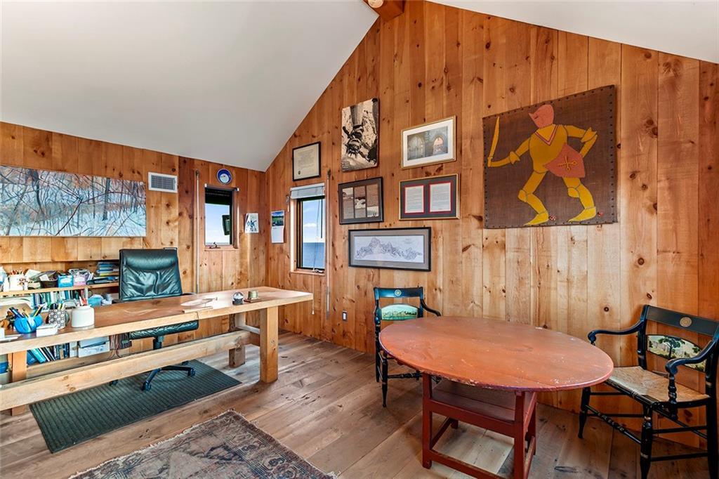 1635 Isabella Beach Road, Fishers Island, NY 06390