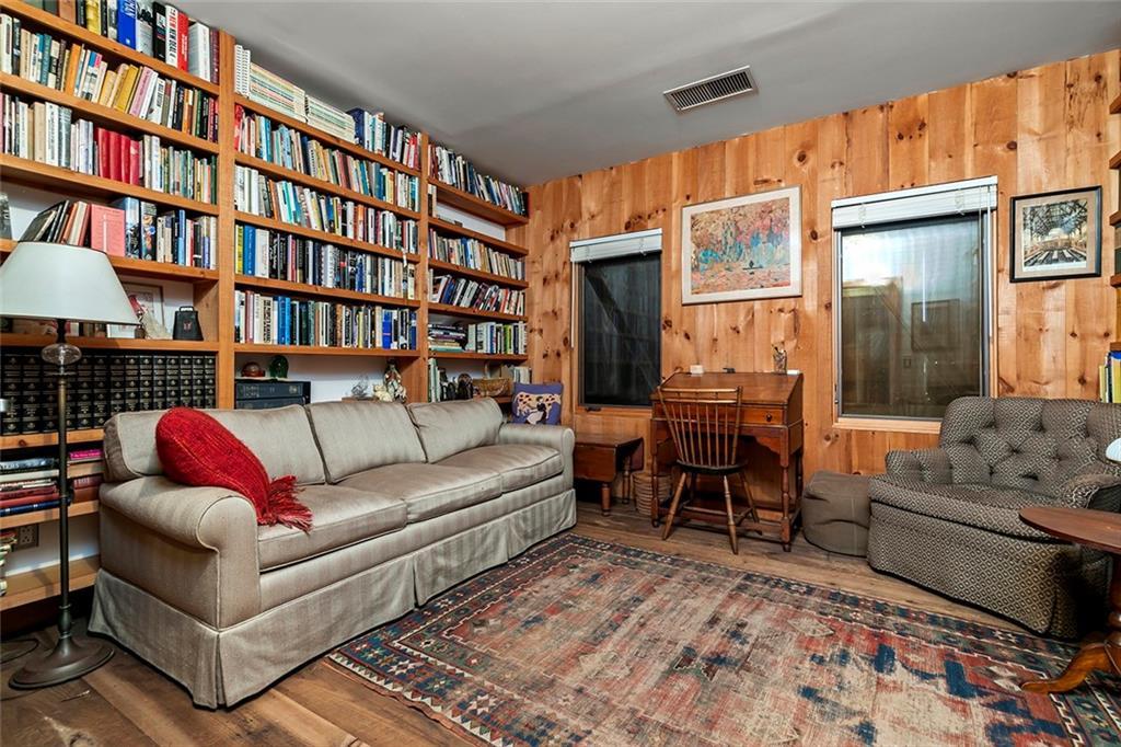 1635 Isabella Beach Road, Fishers Island, NY 06390