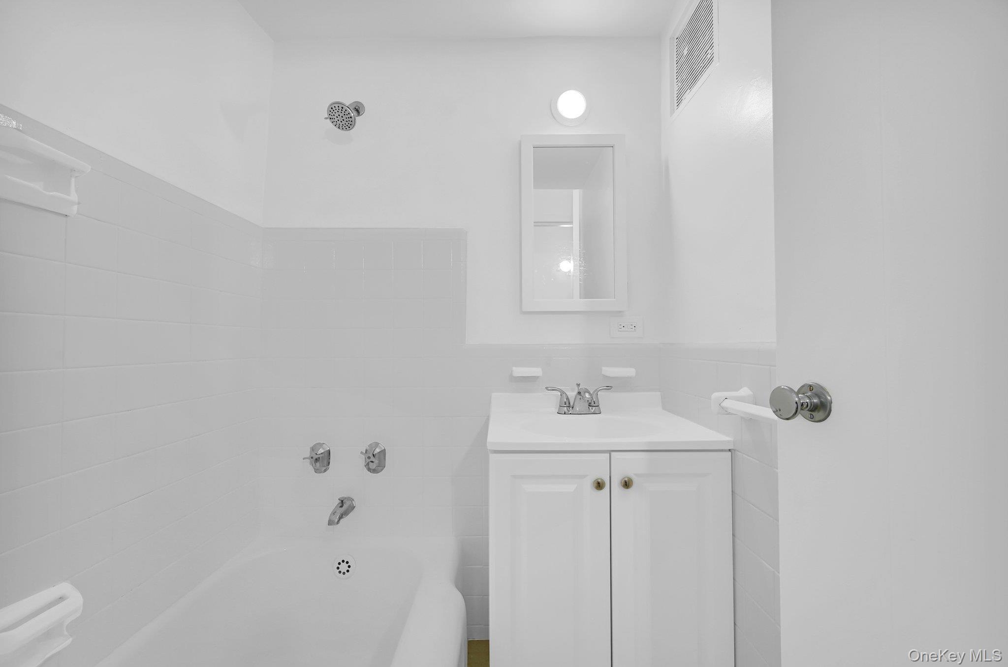 3 Fordham Hill Oval # 14F, Bronx, NY 10468