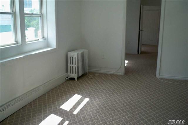 102-23 Russell Street, Hamilton Beach, NY 11414