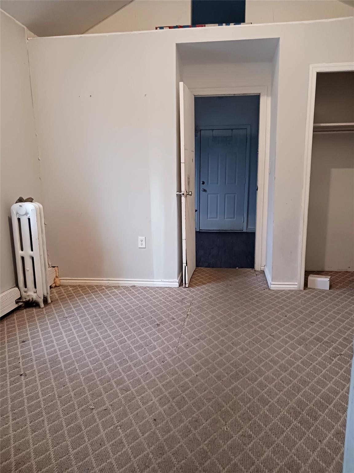 102-23 Russell Street, Hamilton Beach, NY 11414