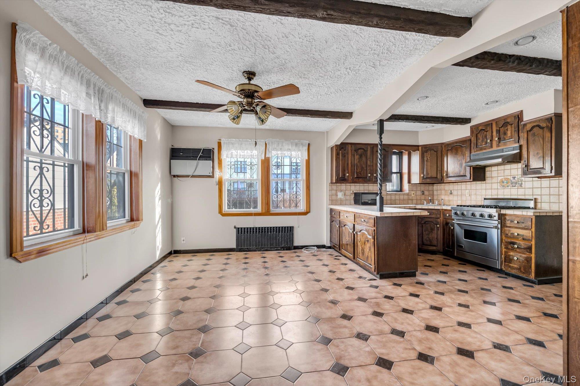 1242 Pawnee Place, Bronx, NY 10461