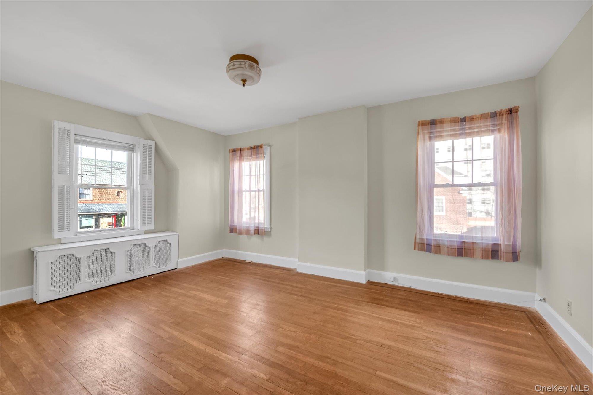 1242 Pawnee Place, Bronx, NY 10461