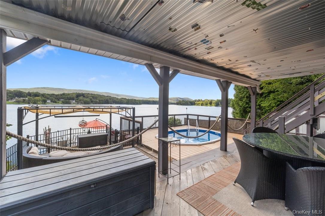 545 Shore Drive, New Windsor, NY 12553