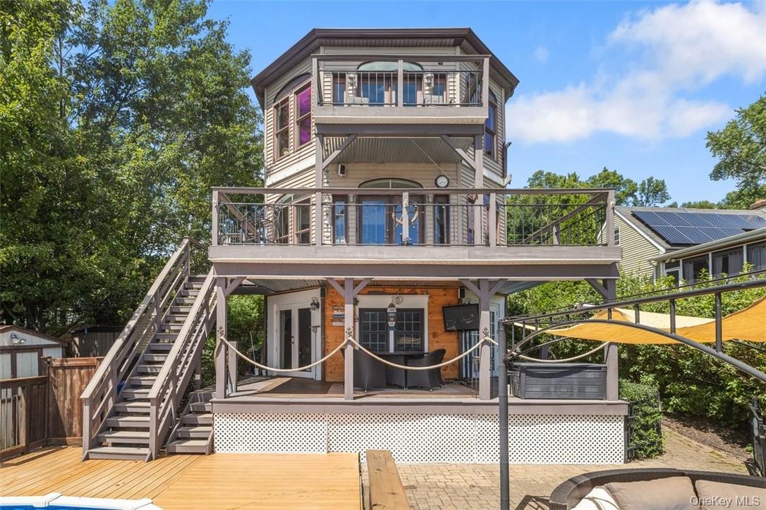 545 Shore Drive, New Windsor, NY 12553