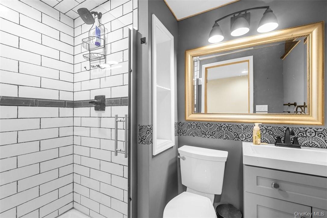 545 Shore Drive, New Windsor, NY 12553