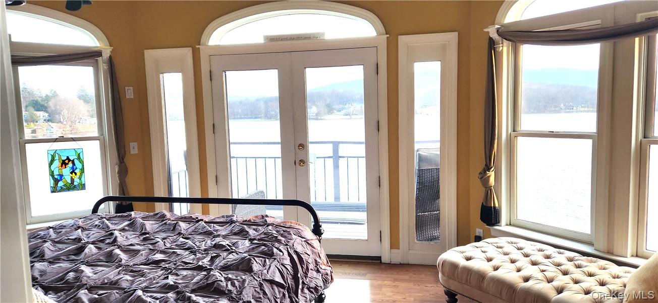 545 Shore Drive, New Windsor, NY 12553