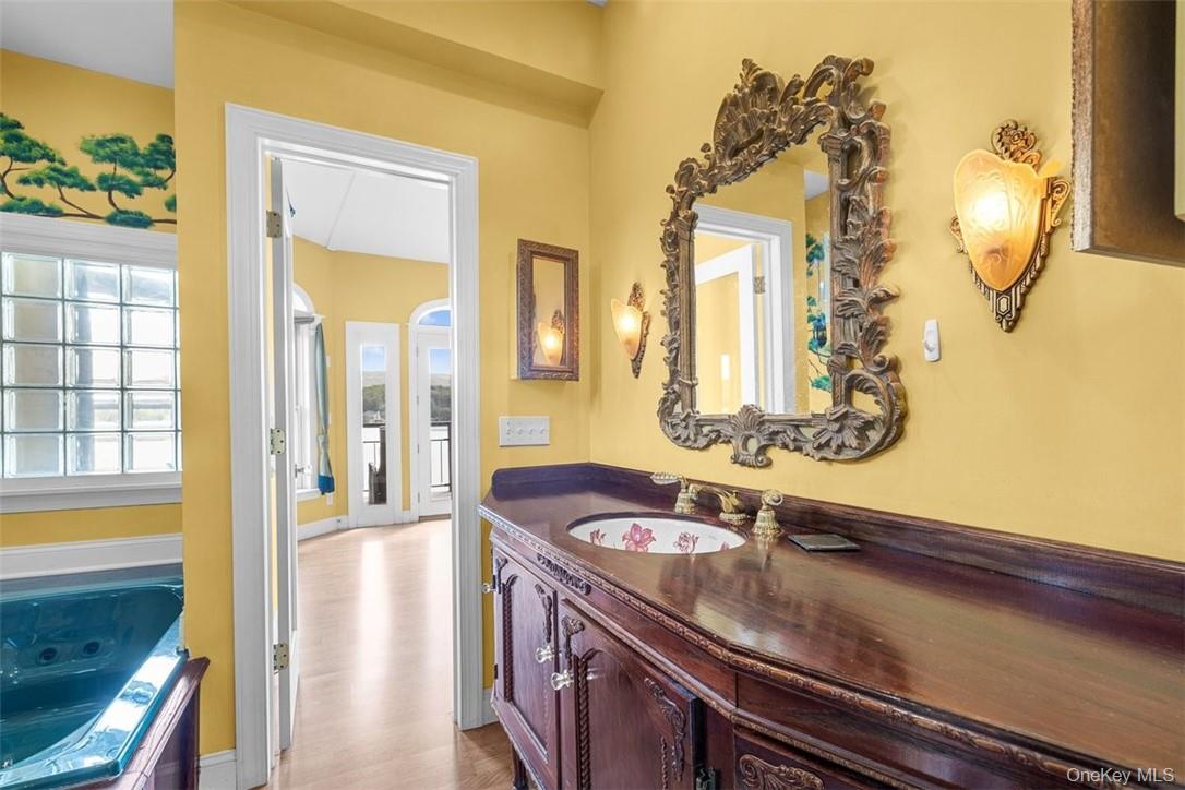 545 Shore Drive, New Windsor, NY 12553