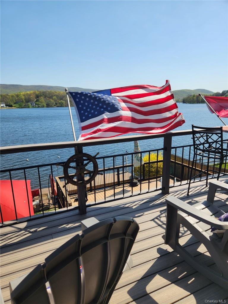 545 Shore Drive, New Windsor, NY 12553