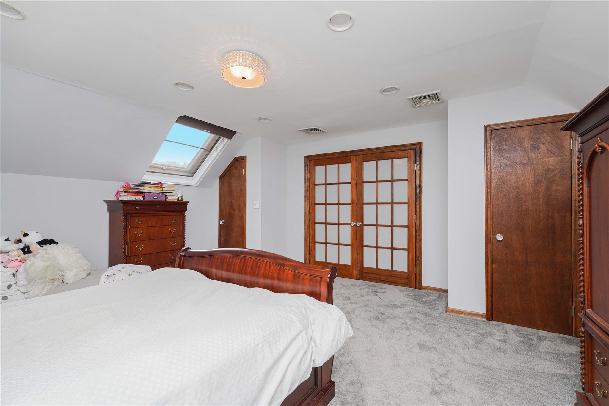 42 Elmhurst Avenue, Staten Island, NY 10301