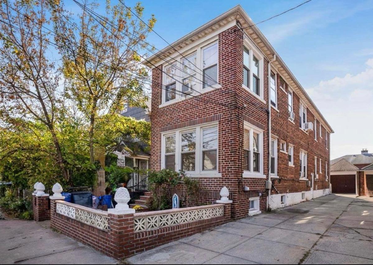 147-16 20th Avenue, Whitestone, NY 11357