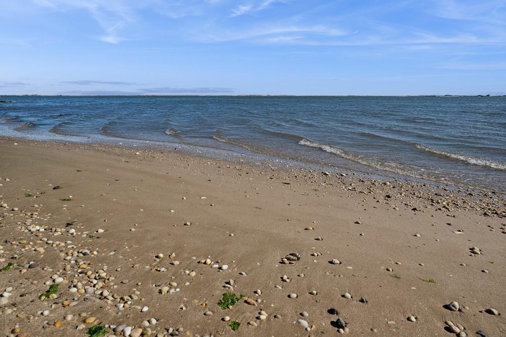 4A Last Lane, Hampton Bays, NY 11946