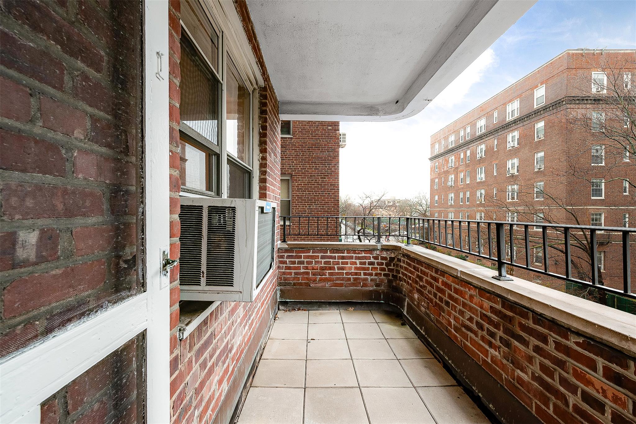 67-66 108th Street # D31, Forest Hills, NY 11375