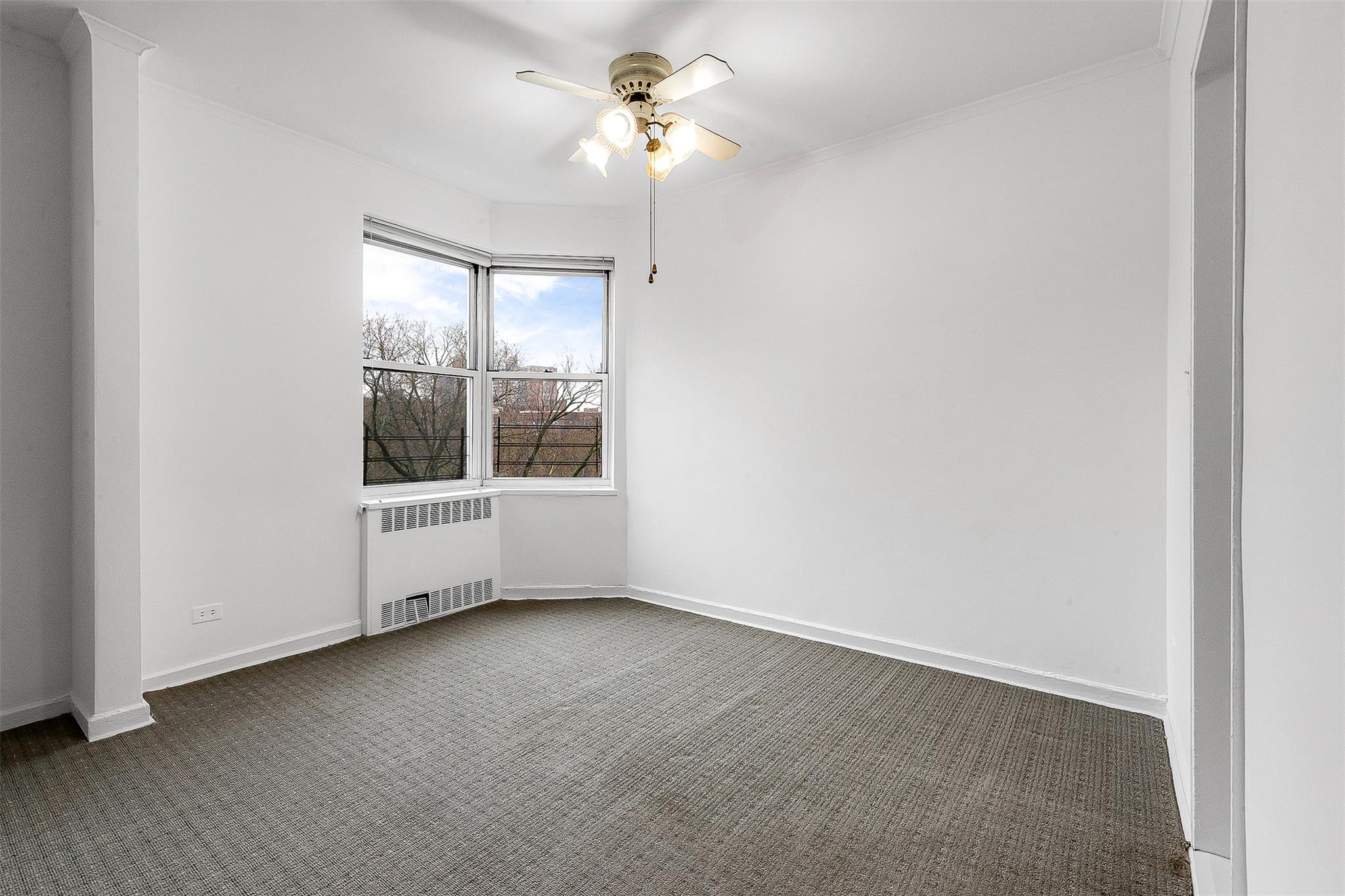 67-66 108th Street # D31, Forest Hills, NY 11375