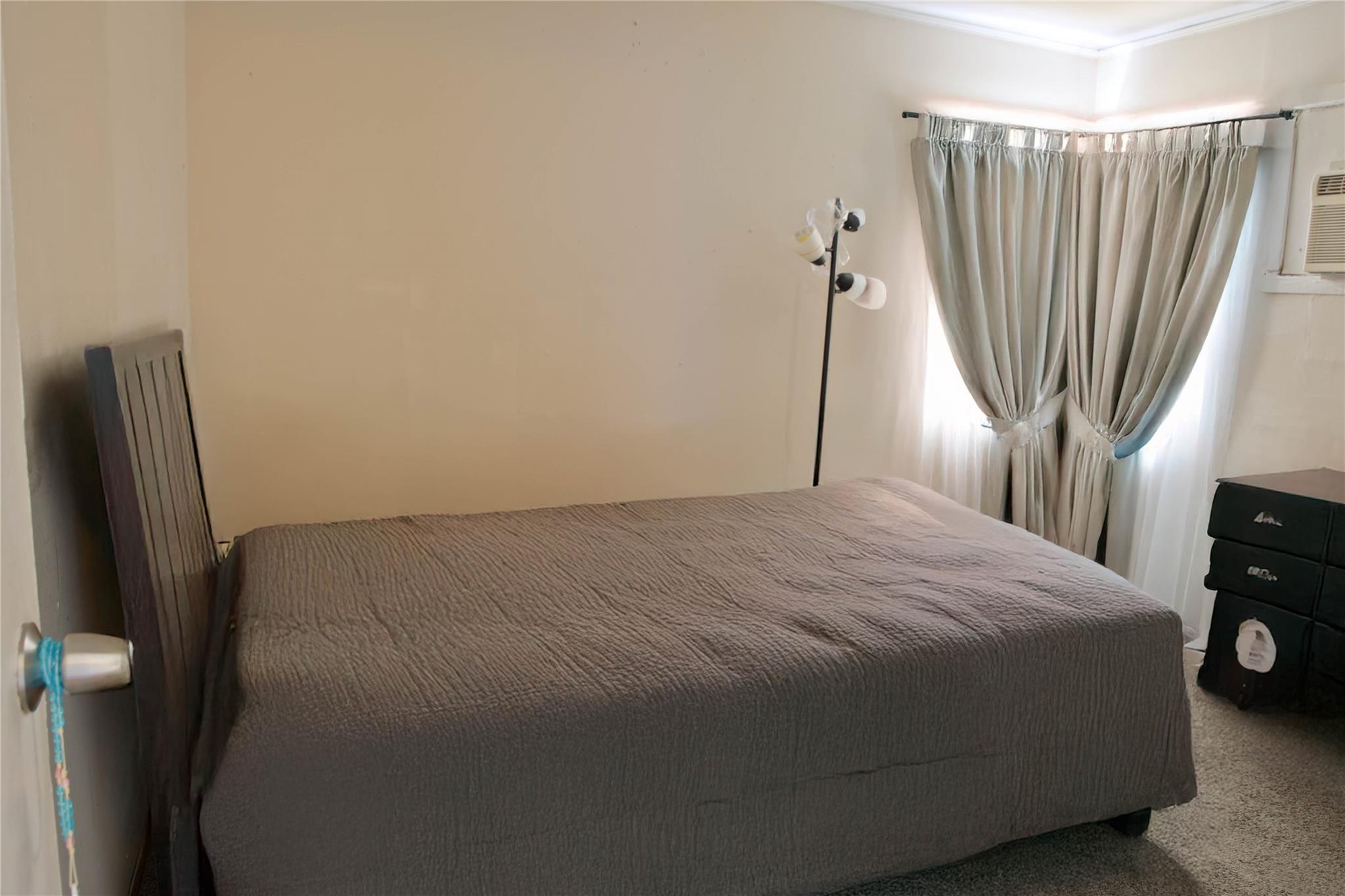 129 2nd Avenue, Brentwood, NY 11717