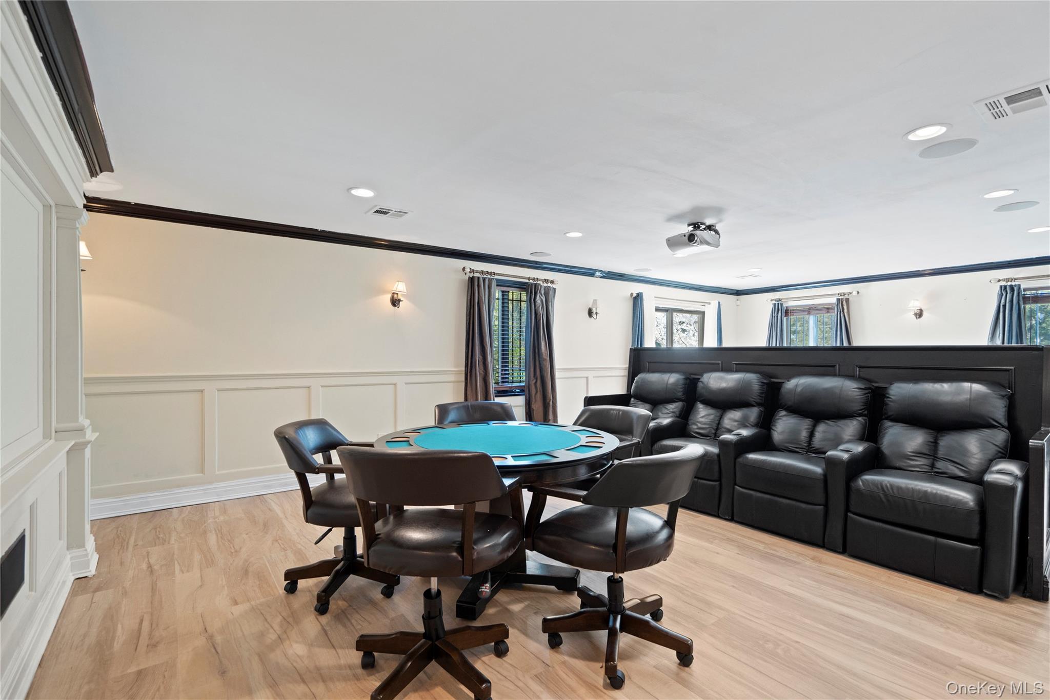 1 Pine Valley Road, Upper Brookville, NY 11771