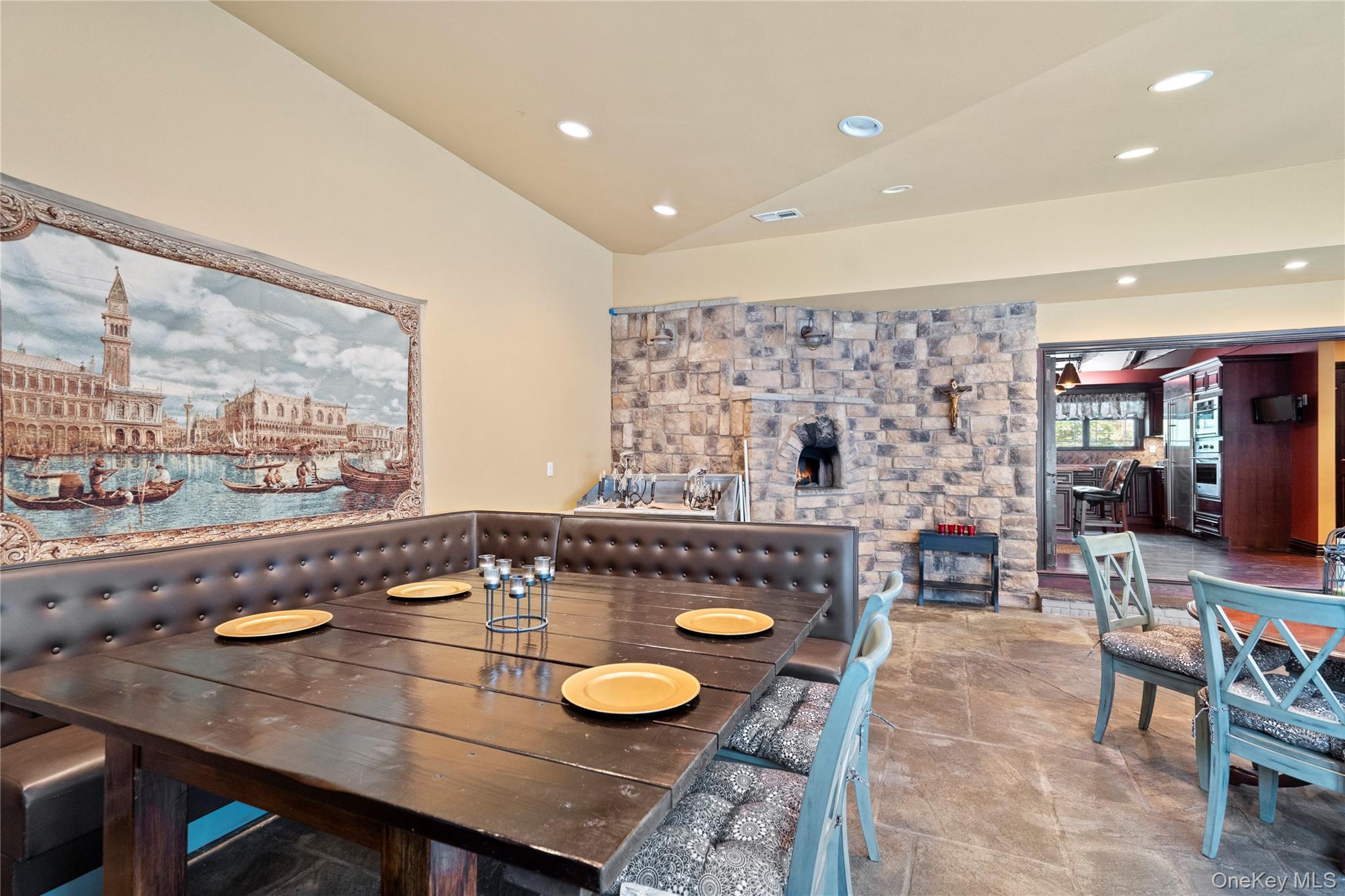 1 Pine Valley Road, Upper Brookville, NY 11771