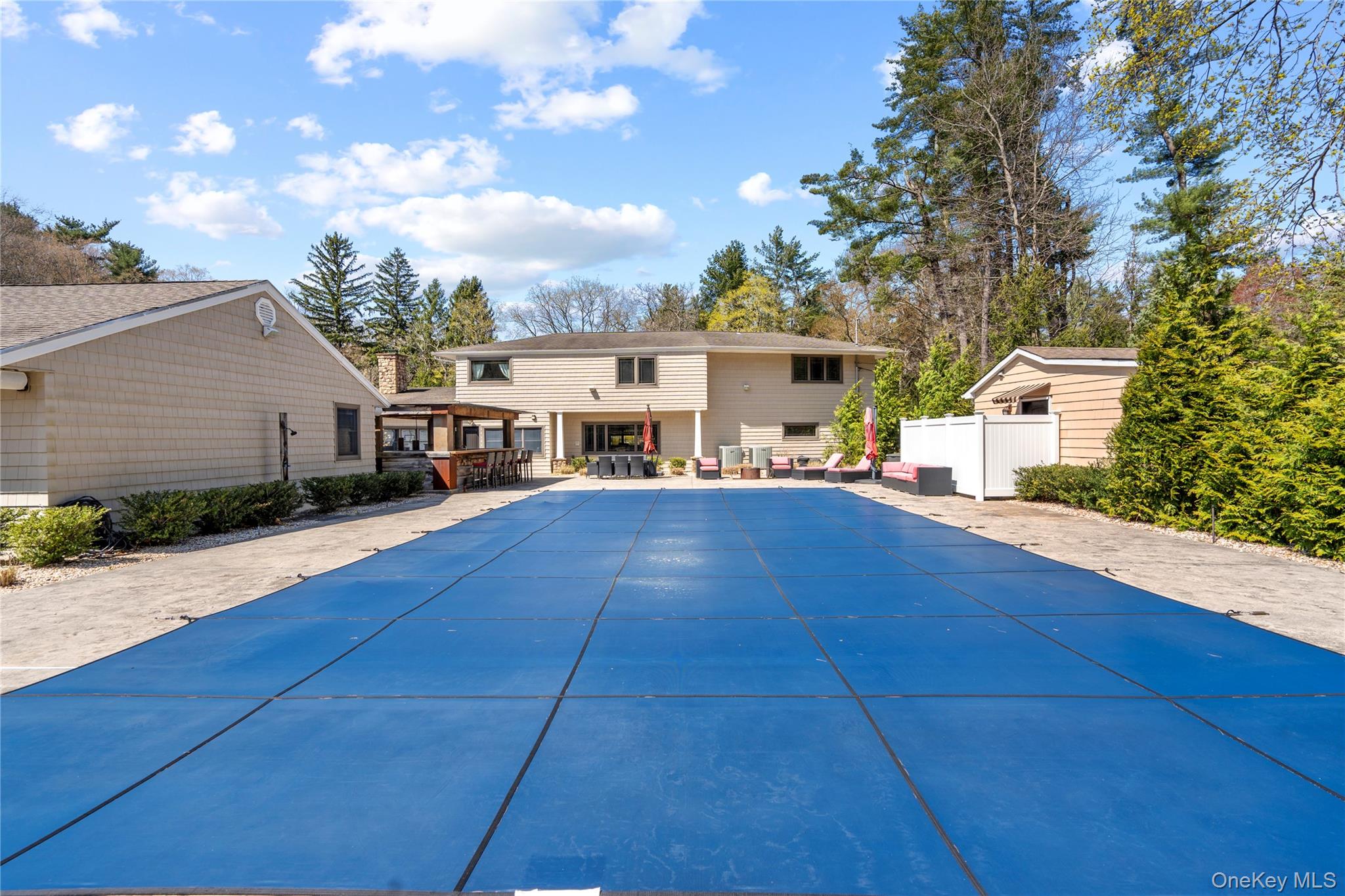 1 Pine Valley Road, Upper Brookville, NY 11771