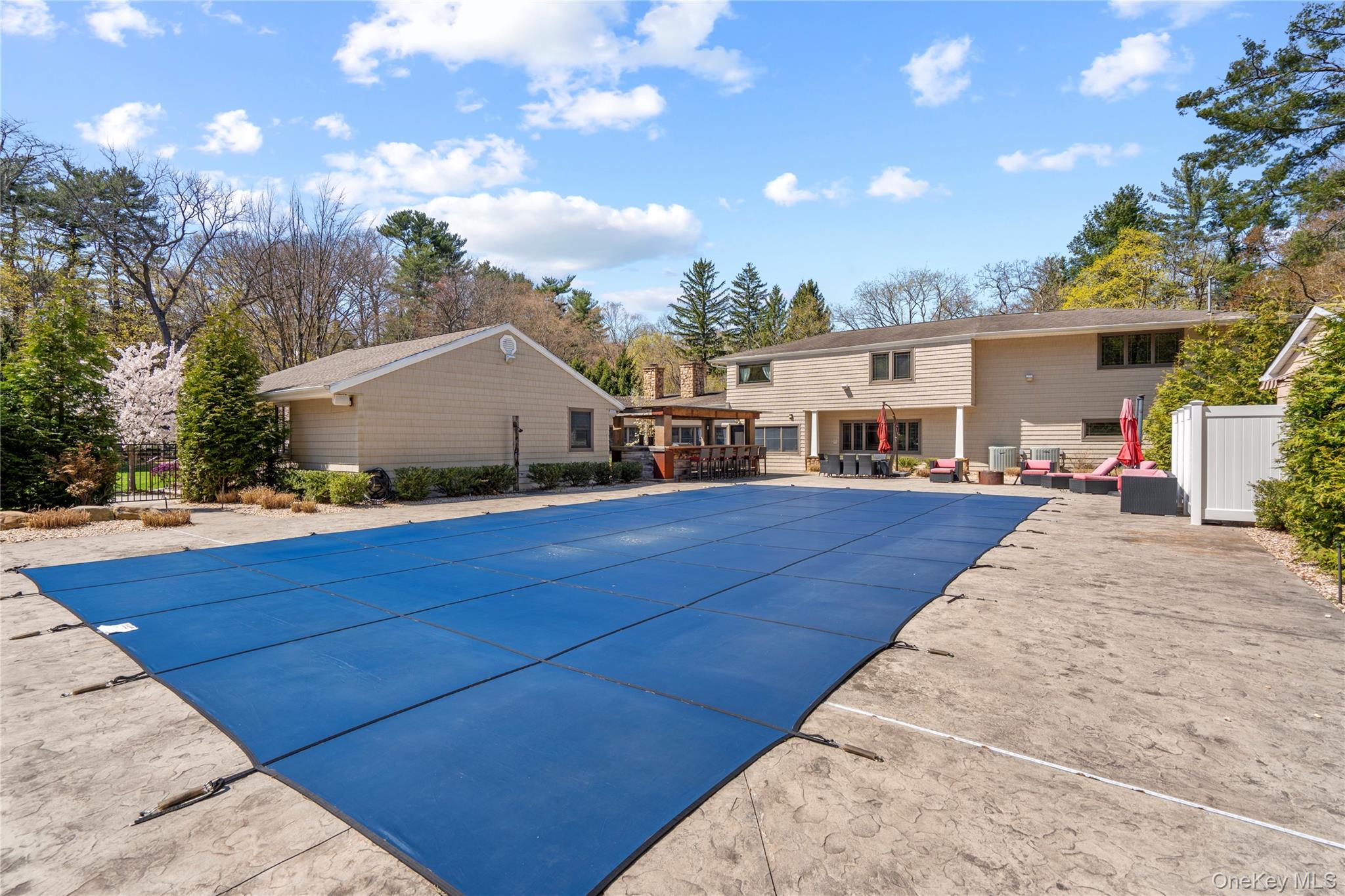 1 Pine Valley Road, Upper Brookville, NY 11771