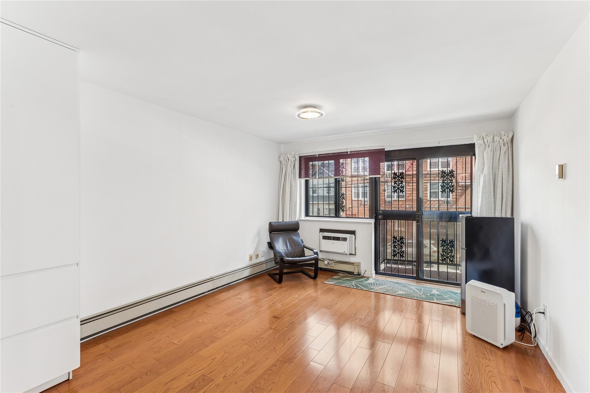 4158 Judge Street # 2B, Elmhurst, NY 11373