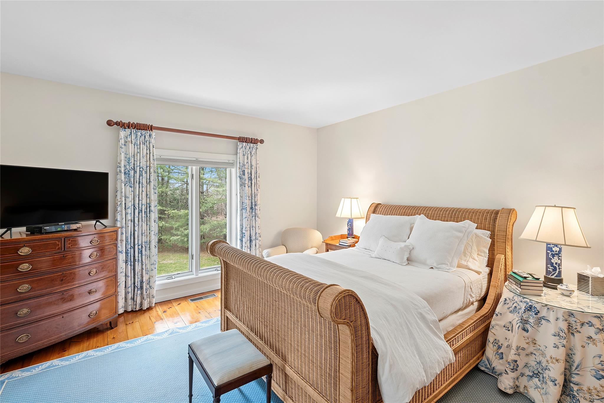 28 Georgica Close Road, East Hampton, NY 11937