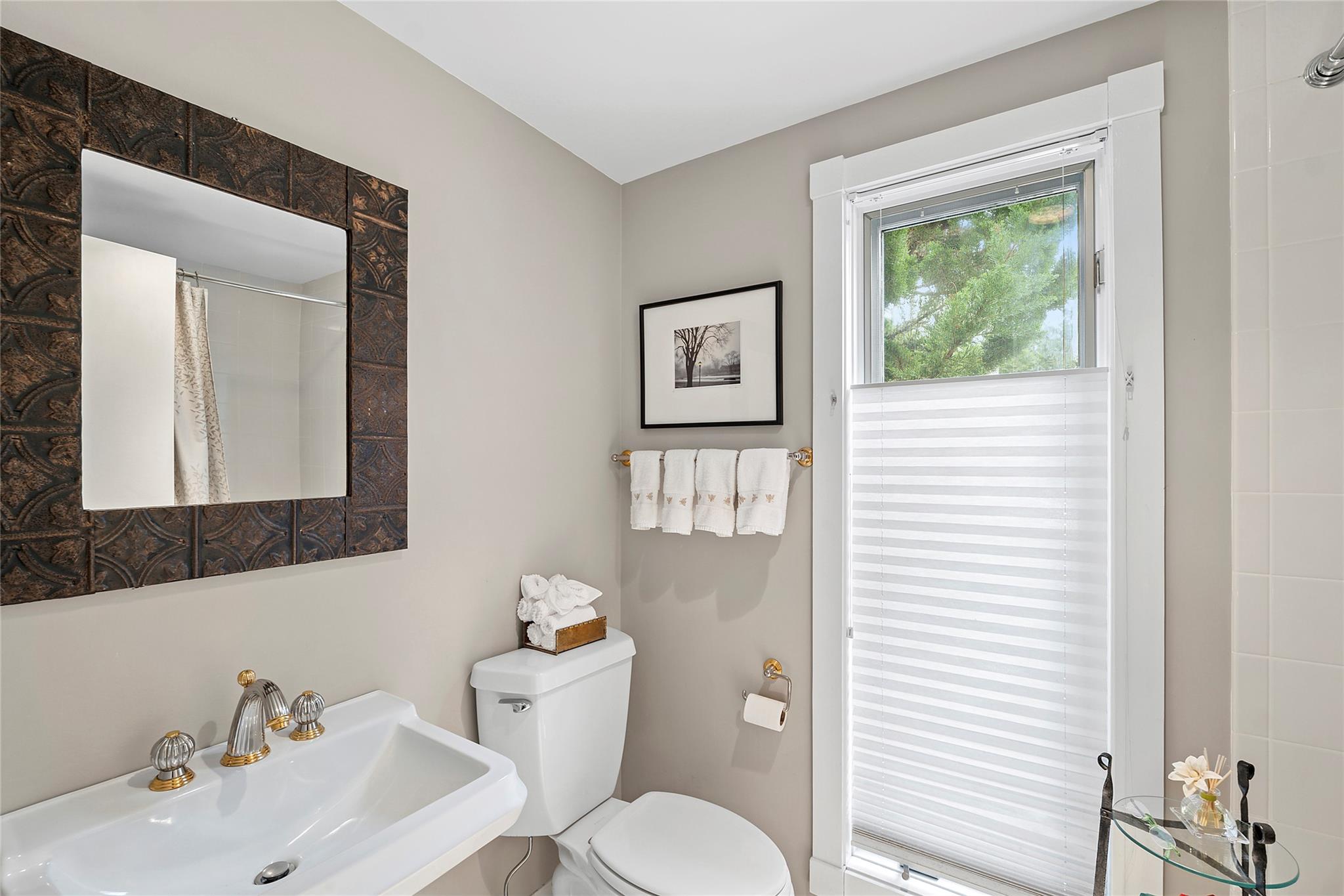 28 Georgica Close Road, East Hampton, NY 11937