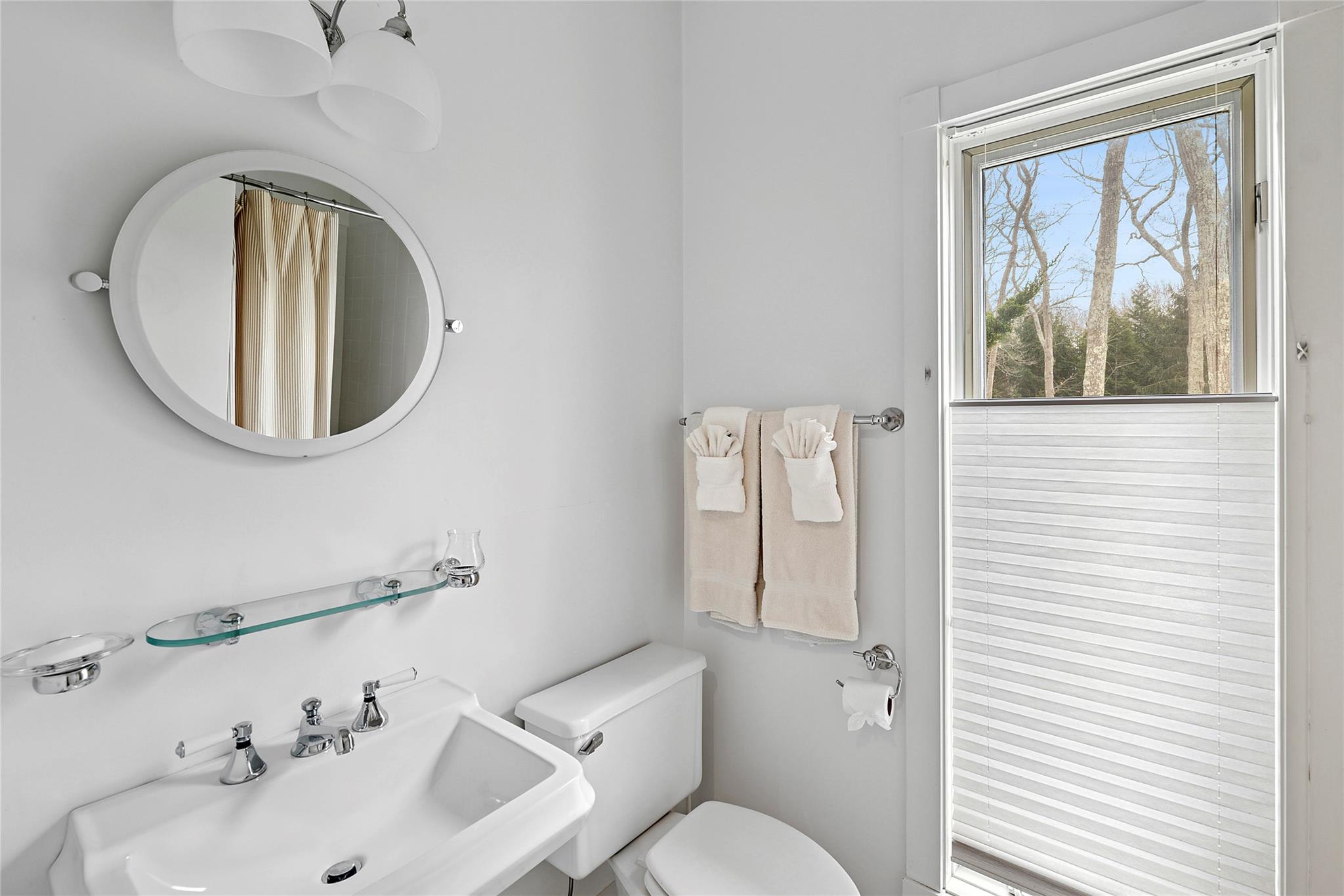 28 Georgica Close Road, East Hampton, NY 11937