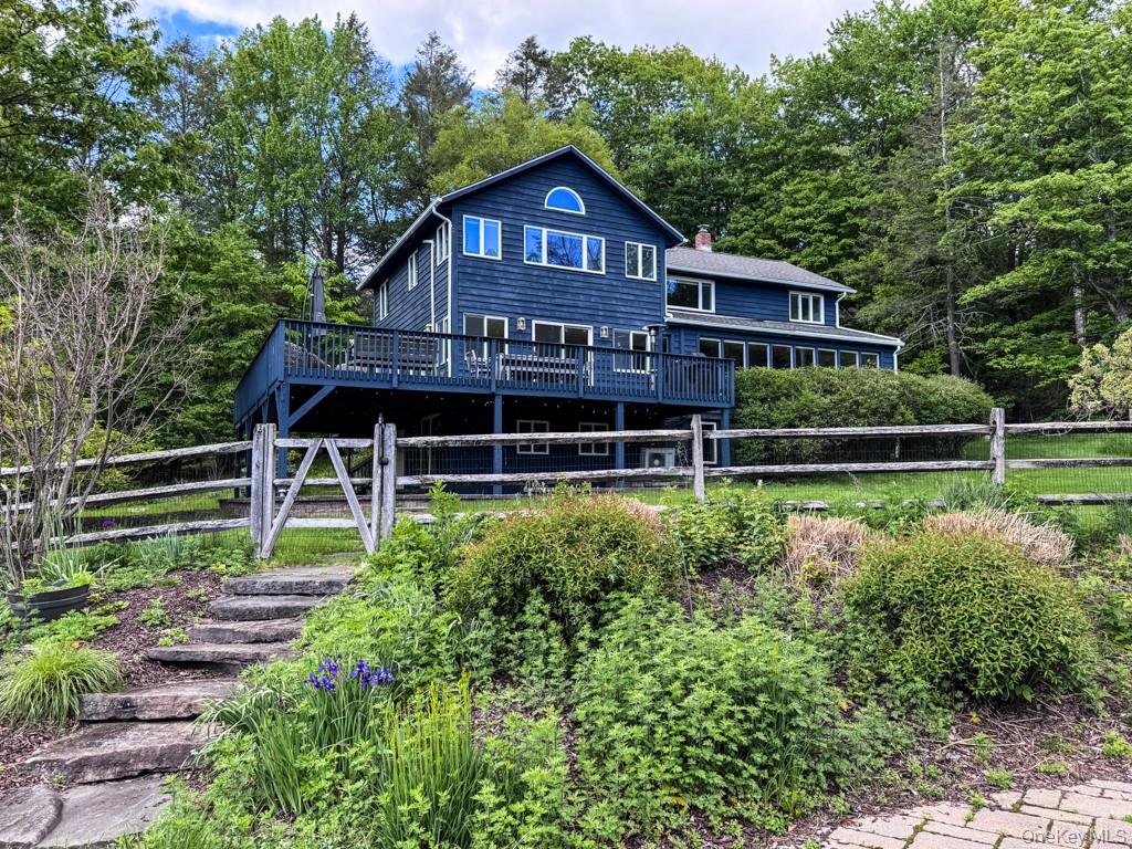 94 The Middle Way, Mount Tremper, NY 12457
