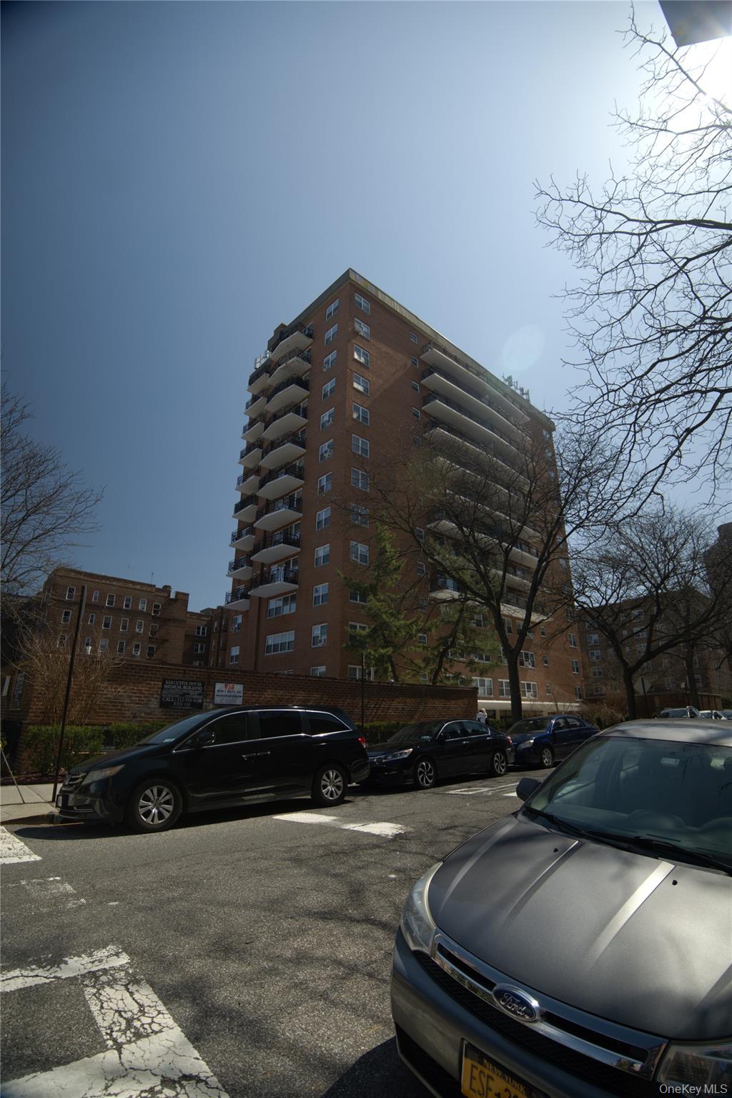 72-35 112 Street # 12C, Forest Hills, NY 11375