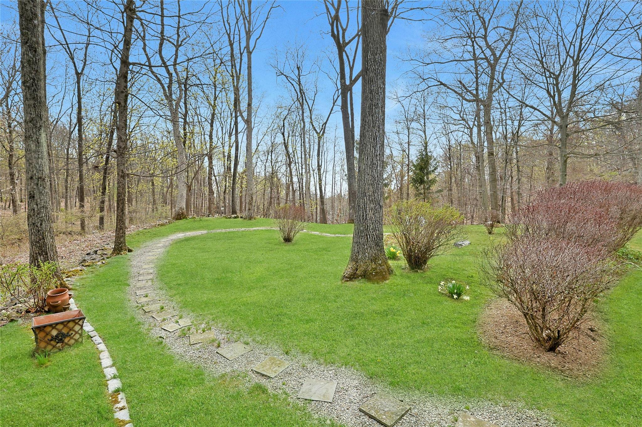 42 Cross Ridge Road, Chappaqua, NY 10514