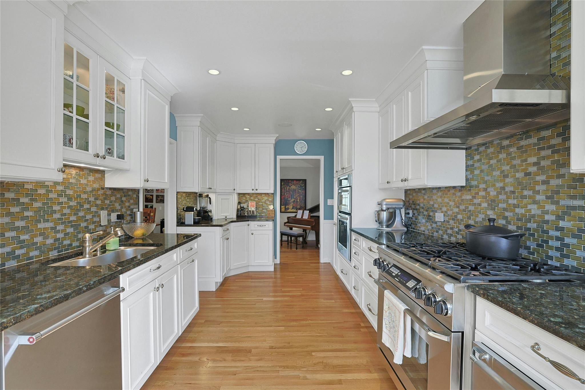 42 Cross Ridge Road, Chappaqua, NY 10514