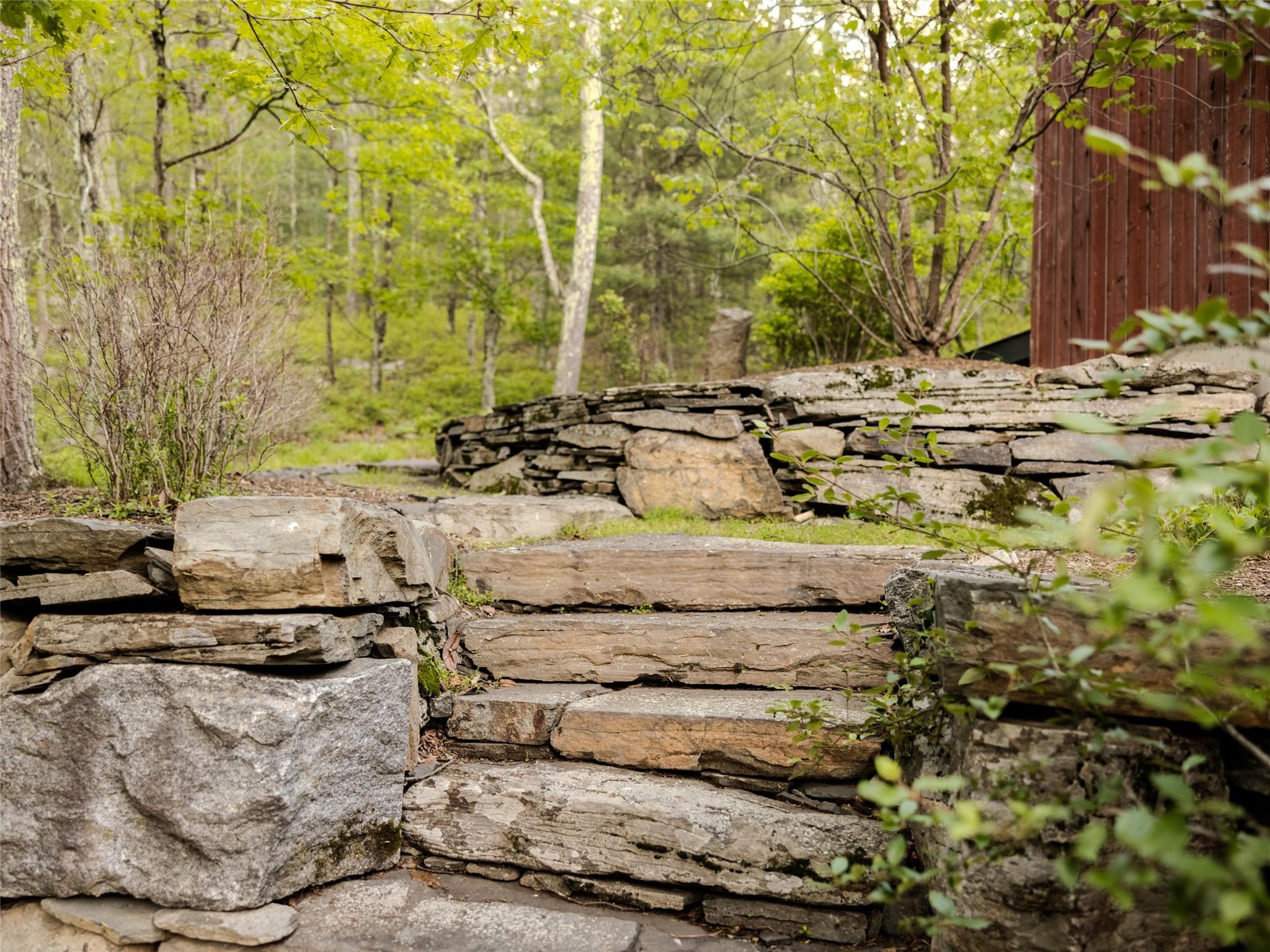 25 Vincent Place, Wurtsboro, NY 12790