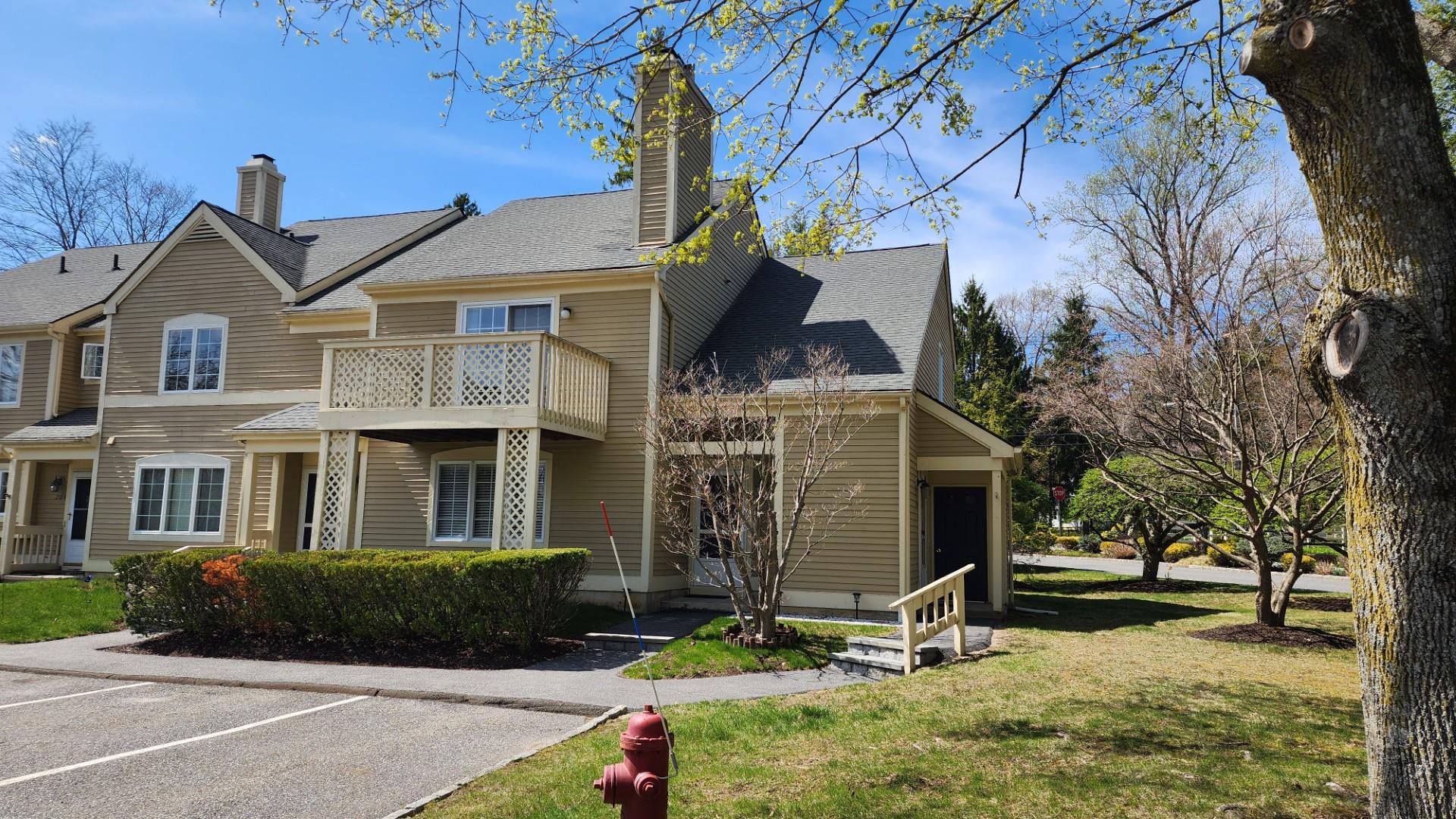 2102 Martingale Drive, Carmel, NY 10512