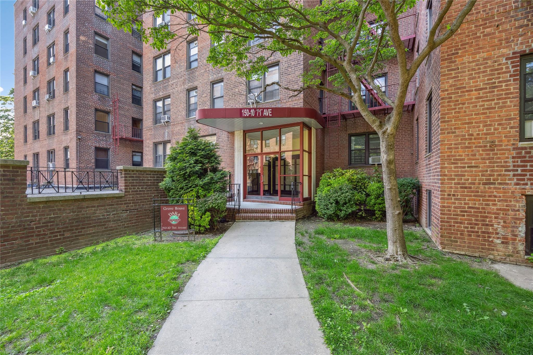 150-10 71st Avenue # 3L, Flushing, NY 11367