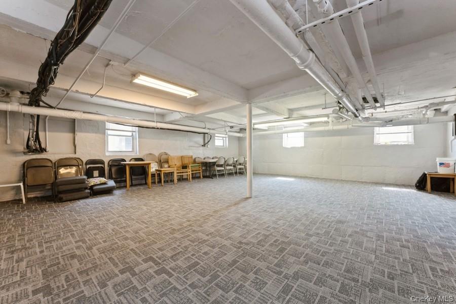 1185 E Broadway # 4 A, Hewlett, NY 11557