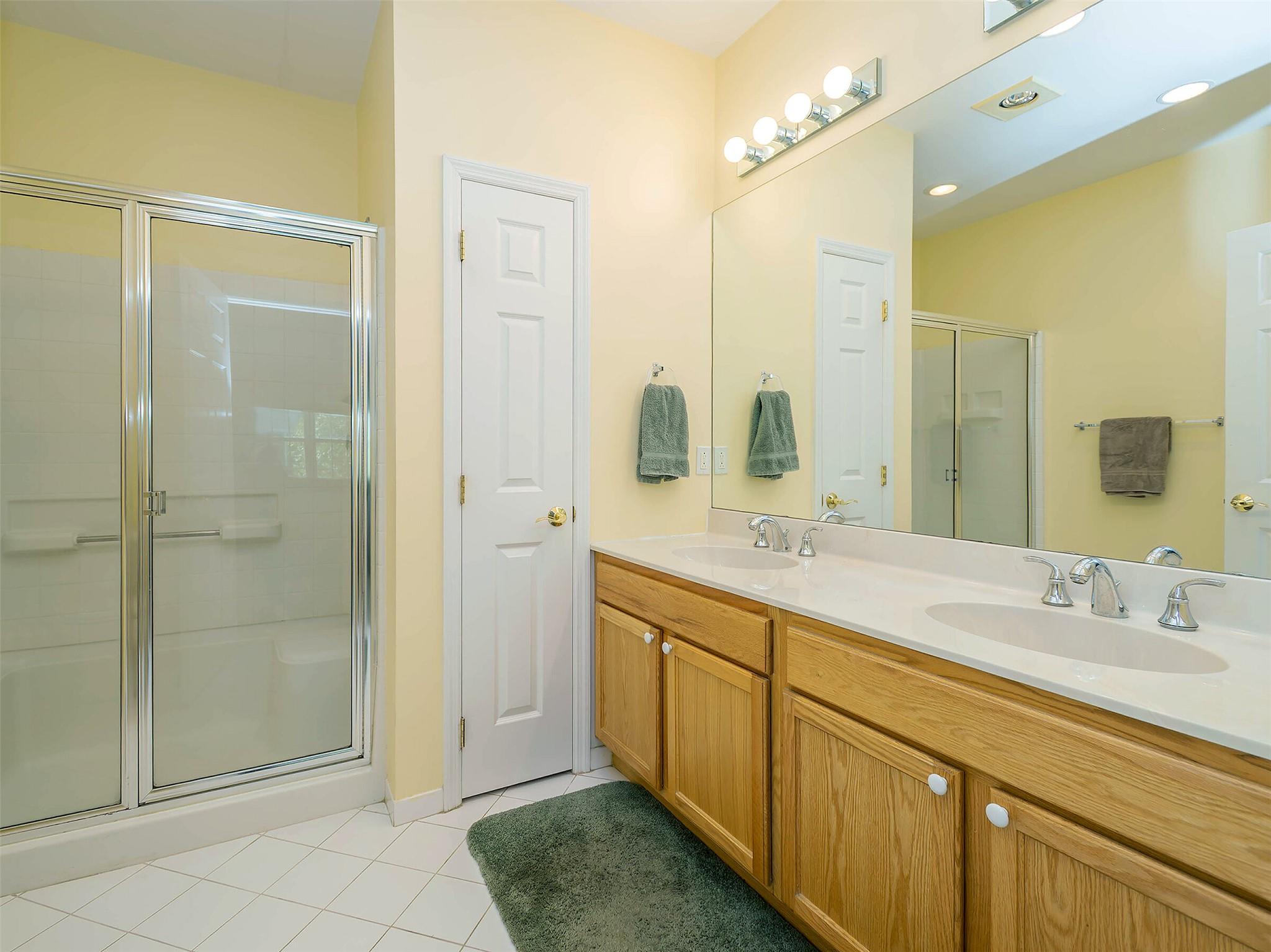 83 Pond View Drive # LOWER UNIT, Port Washington, NY 11050