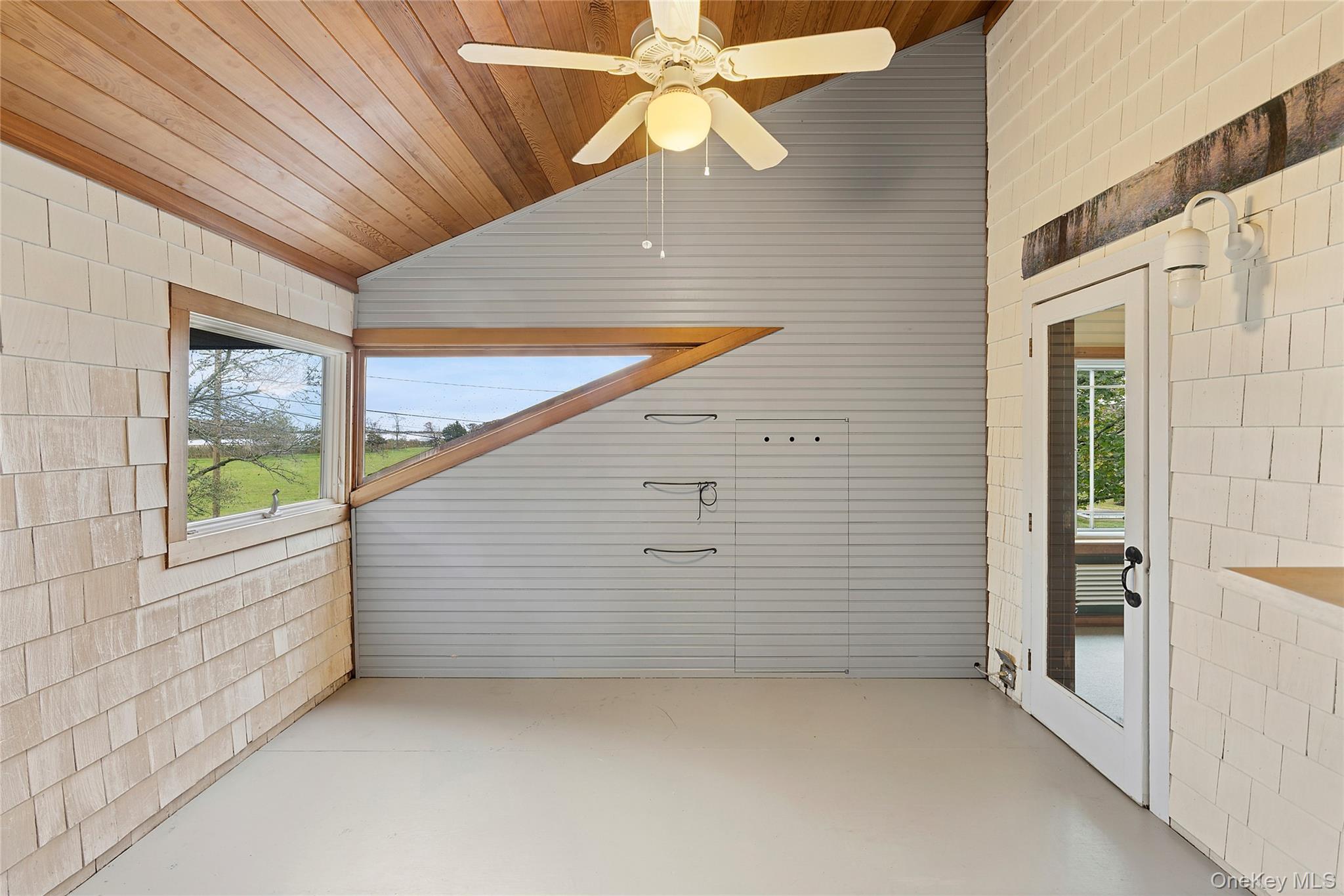 1075 Narrow River Road, Orient, NY 11957